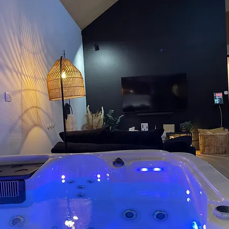 O Voda Hotel miłości Waremme