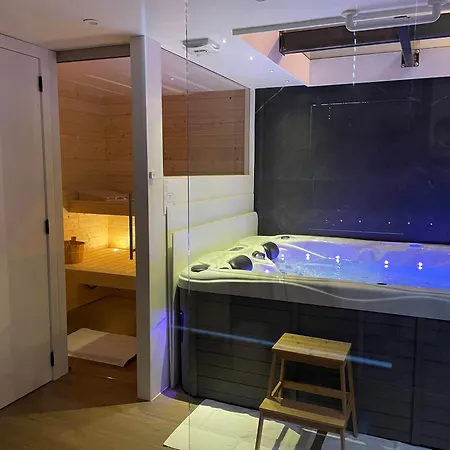 O Voda Hotel miłości Waremme