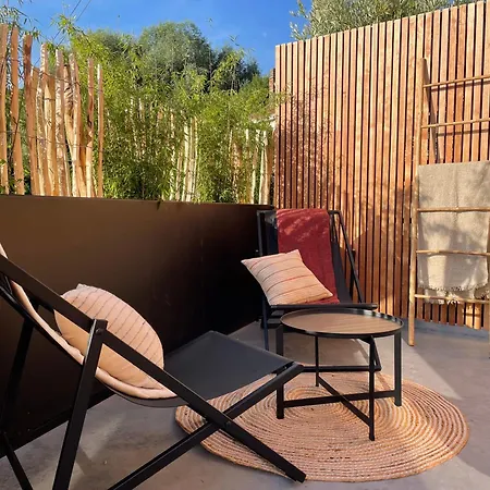 Hotel miłości O Voda *